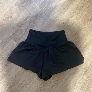 Black Aerie offline shorts size medium